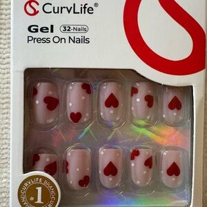 New Curvlife Gel Press-On Nails - Pink with Red Hearts (32 Nails)